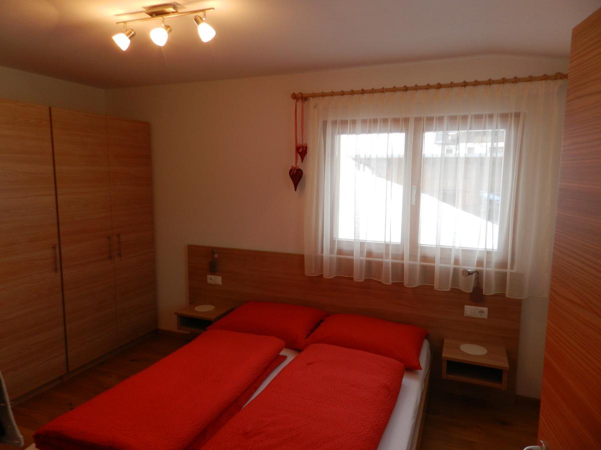Apartments Bachmann San Candido Exterior photo