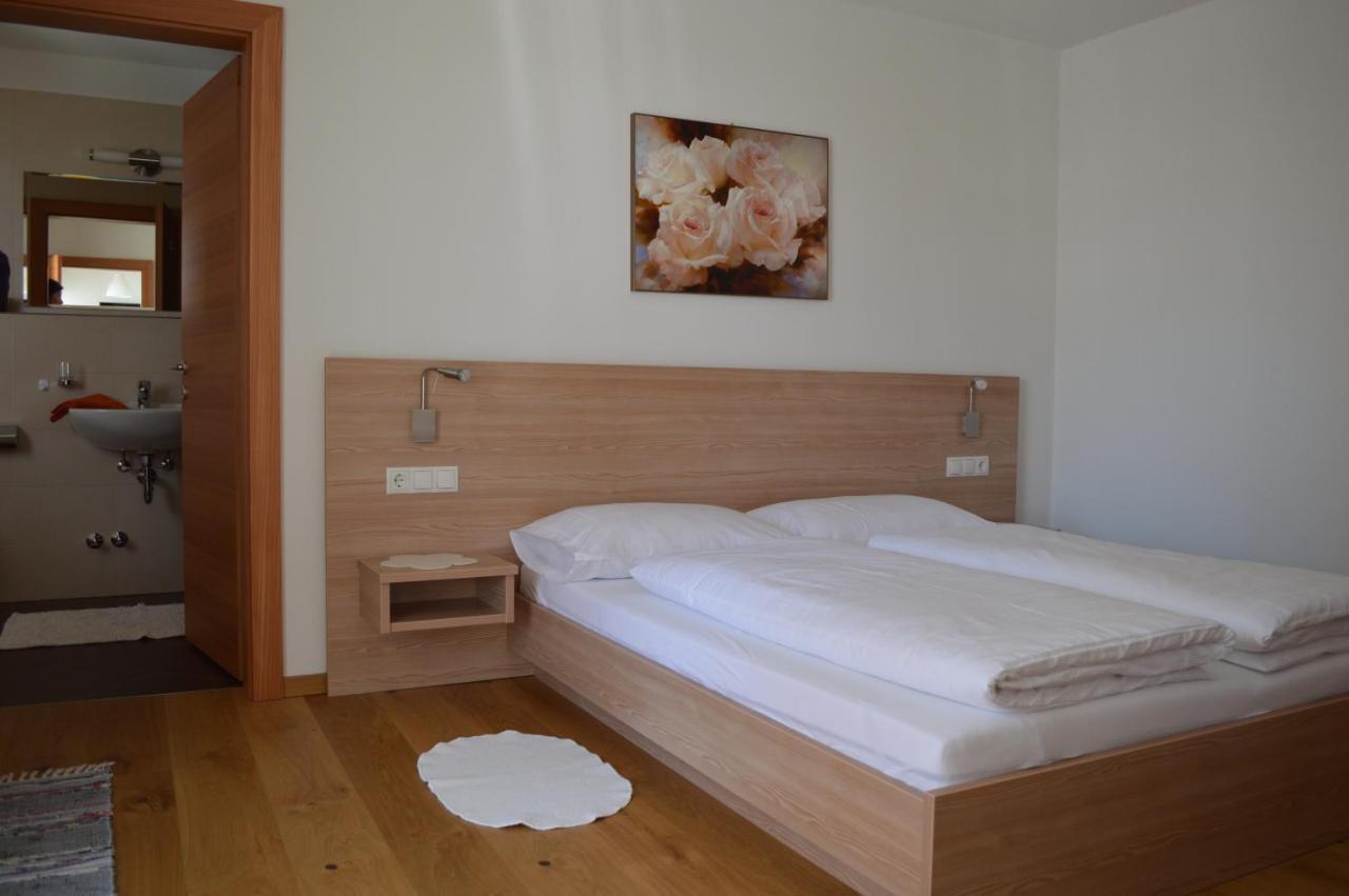 Apartments Bachmann San Candido Exterior photo
