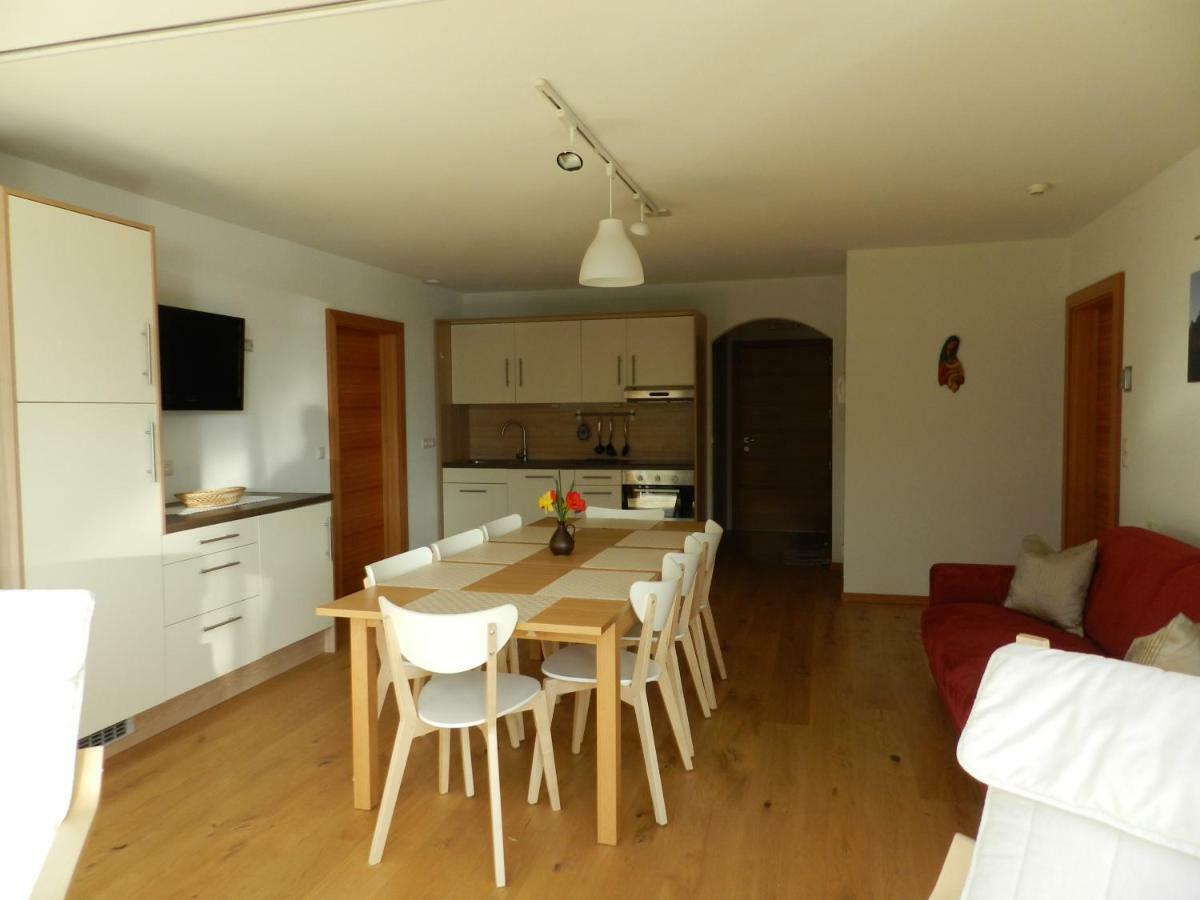 Apartments Bachmann San Candido Exterior photo